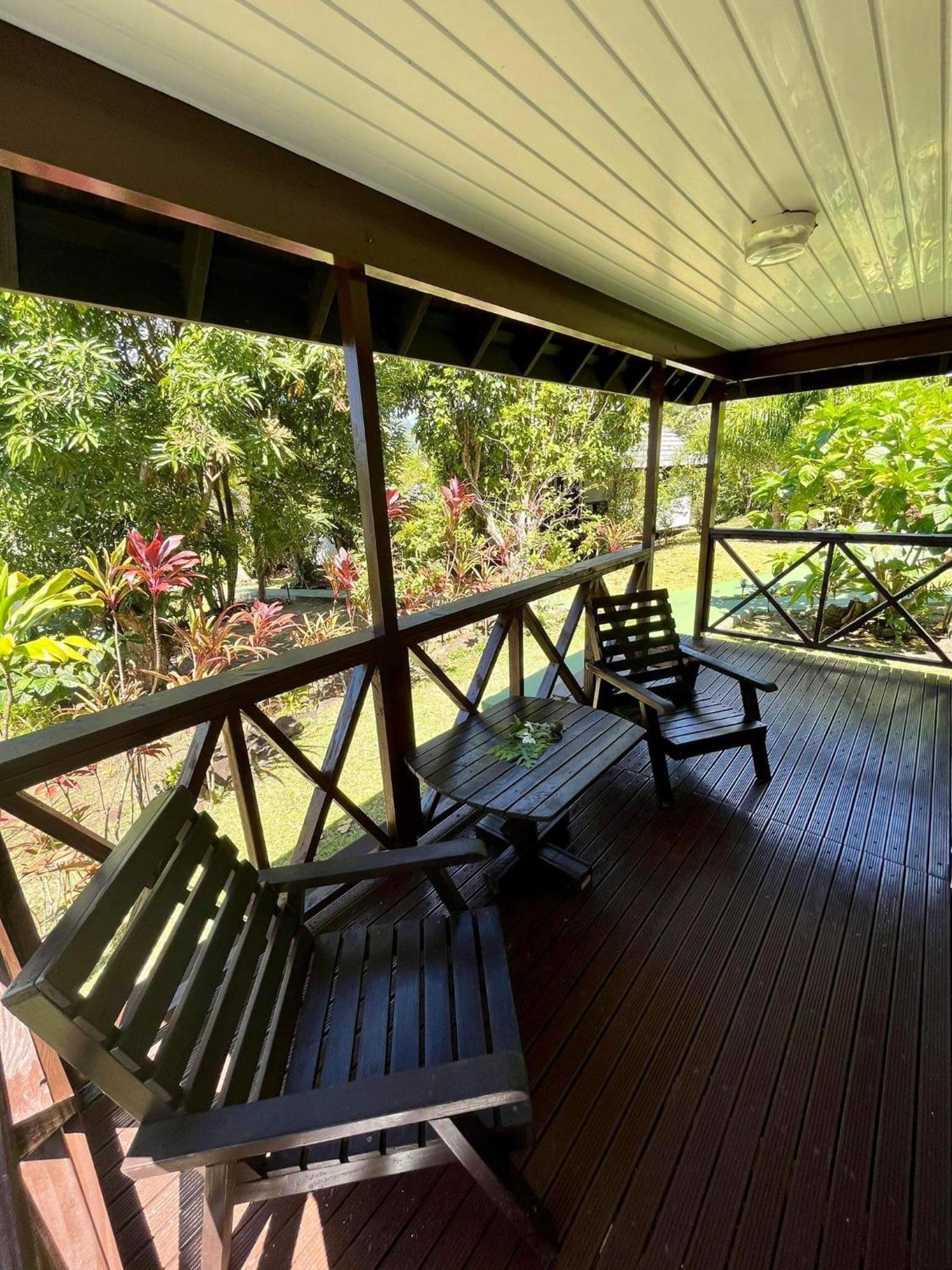 Pension Hibiscus Taha'A Vaitoare  Buitenkant foto